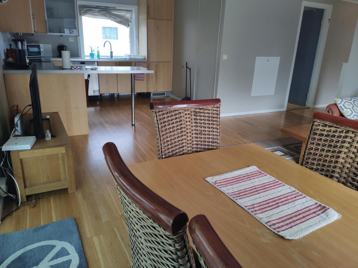 Feelhome Apartment 4- Bedroms Njords Veg ทรอมโซ ภายนอก รูปภาพ